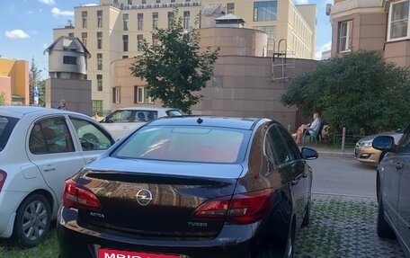 Opel Astra J, 2013 год, 900 000 рублей, 6 фотография