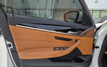 BMW 5 серия, 2021 год, 3 350 000 рублей, 7 фотография