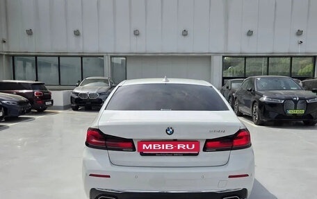 BMW 5 серия, 2021 год, 3 350 000 рублей, 3 фотография