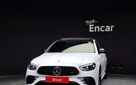 Mercedes-Benz E-Класс, 2022 год, 6 165 855 рублей, 2 фотография