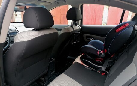 Chevrolet Cruze II, 2013 год, 880 000 рублей, 8 фотография