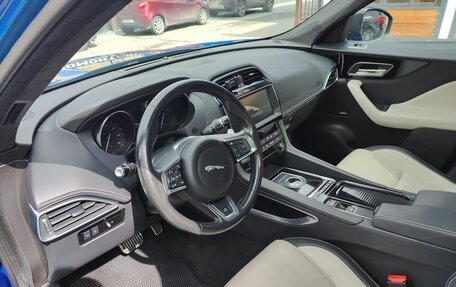 Jaguar F-Pace, 2018 год, 3 499 000 рублей, 20 фотография