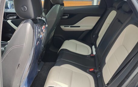 Jaguar F-Pace, 2018 год, 3 499 000 рублей, 21 фотография