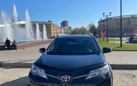 Toyota RAV4, 2013 год, 2 750 000 рублей, 4 фотография