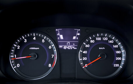 Hyundai Solaris II рестайлинг, 2012 год, 600 000 рублей, 11 фотография