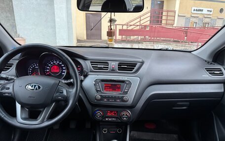 KIA Rio III рестайлинг, 2014 год, 920 000 рублей, 15 фотография