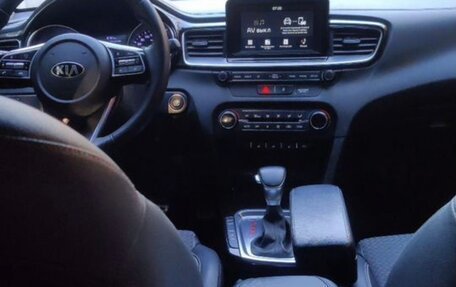 KIA cee'd III, 2019 год, 1 300 000 рублей, 2 фотография