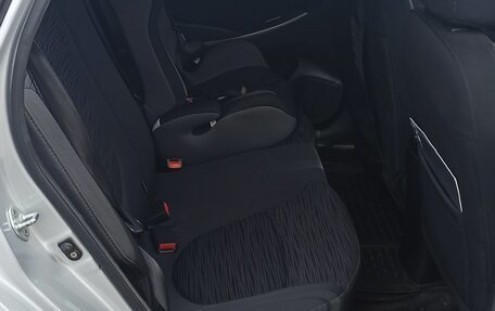 Hyundai Solaris II рестайлинг, 2014 год, 880 000 рублей, 9 фотография