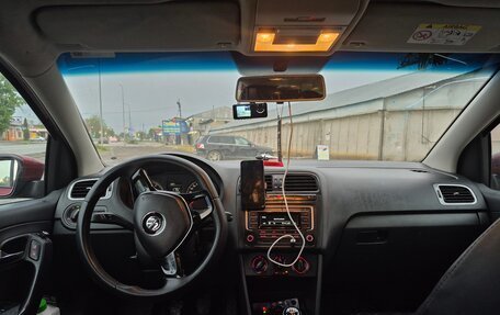 Volkswagen Polo VI (EU Market), 2017 год, 480 000 рублей, 5 фотография