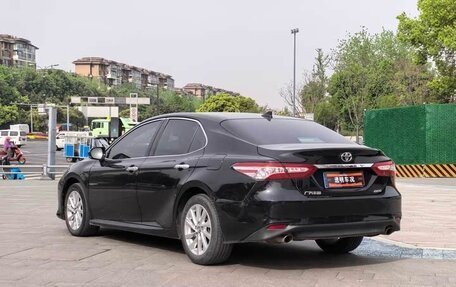 Toyota Camry, 2021 год, 2 420 000 рублей, 2 фотография