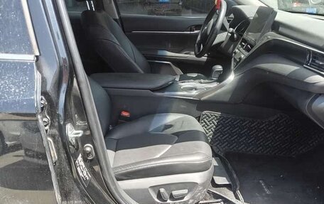 Toyota Camry, 2021 год, 2 420 000 рублей, 9 фотография