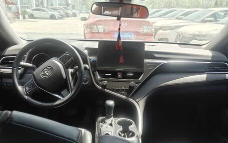 Toyota Camry, 2021 год, 2 420 000 рублей, 10 фотография