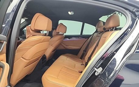 BMW 5 серия, 2021 год, 3 830 000 рублей, 13 фотография