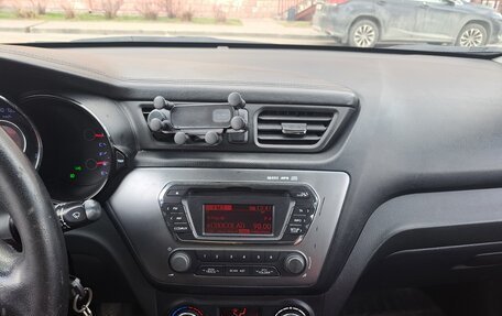 KIA Rio III рестайлинг, 2011 год, 820 000 рублей, 11 фотография