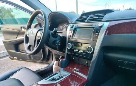 Toyota Camry, 2012 год, 1 650 000 рублей, 20 фотография