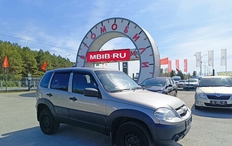 Chevrolet Niva I рестайлинг, 2019 год, 789 995 рублей, 1 фотография