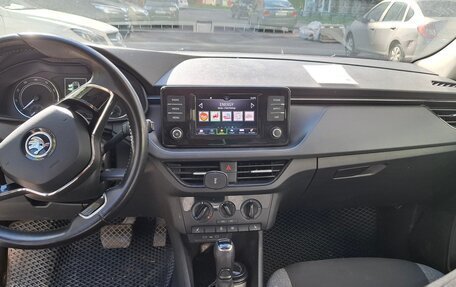Skoda Rapid II, 2021 год, 1 200 000 рублей, 8 фотография