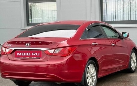 Hyundai Sonata VI, 2010 год, 995 000 рублей, 5 фотография