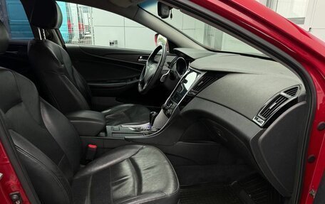 Hyundai Sonata VI, 2010 год, 995 000 рублей, 13 фотография