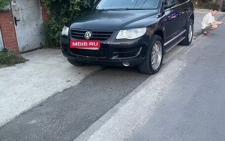 Volkswagen Touareg III, 2007 год, 999 999 рублей, 8 фотография