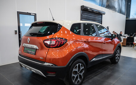 Renault Kaptur I рестайлинг, 2017 год, 1 350 000 рублей, 6 фотография