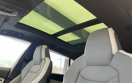 Audi SQ8, 2023 год, 19 500 000 рублей, 13 фотография
