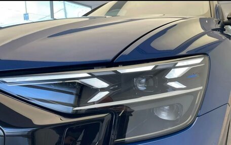 Audi SQ8, 2023 год, 19 500 000 рублей, 23 фотография