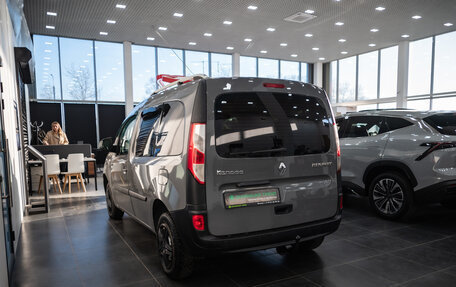 Renault Kangoo II рестайлинг, 2014 год, 920 000 рублей, 8 фотография