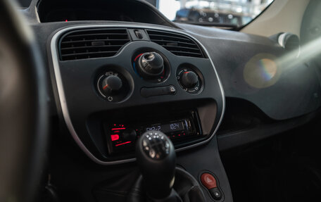 Renault Kangoo II рестайлинг, 2014 год, 920 000 рублей, 19 фотография