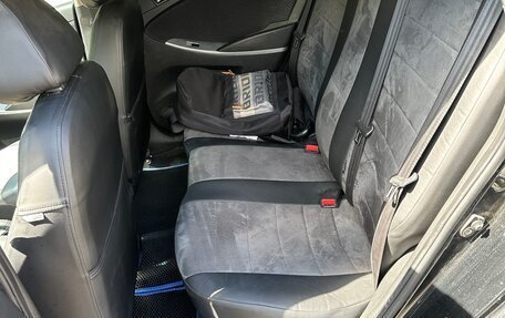 Hyundai Solaris II рестайлинг, 2011 год, 750 000 рублей, 16 фотография