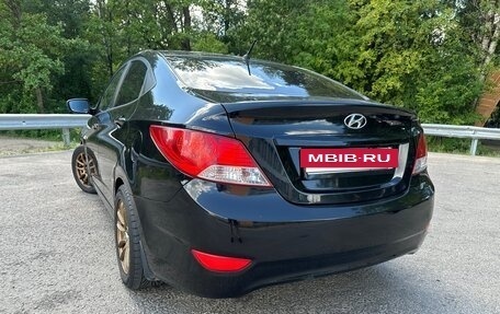Hyundai Solaris II рестайлинг, 2011 год, 750 000 рублей, 11 фотография