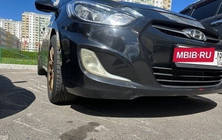 Hyundai Solaris II рестайлинг, 2011 год, 750 000 рублей, 19 фотография