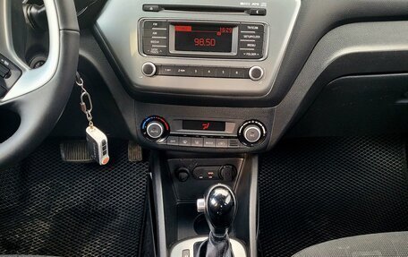 KIA Rio III рестайлинг, 2016 год, 999 000 рублей, 15 фотография