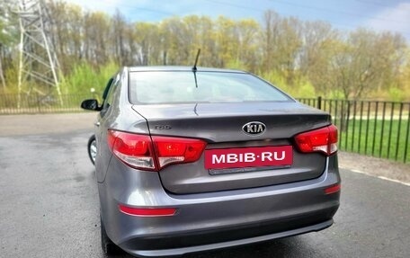 KIA Rio III рестайлинг, 2016 год, 999 000 рублей, 12 фотография