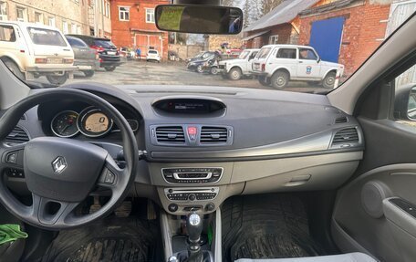 Renault Megane III, 2010 год, 900 000 рублей, 9 фотография