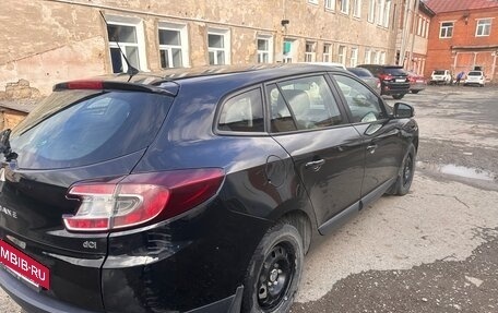 Renault Megane III, 2010 год, 900 000 рублей, 4 фотография
