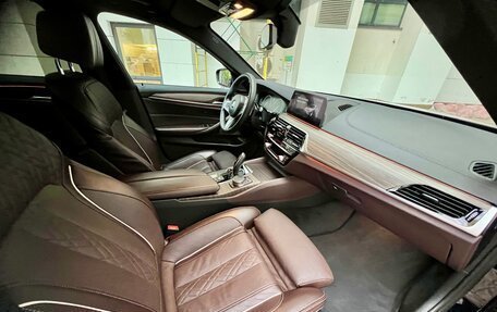 BMW 5 серия, 2018 год, 4 200 000 рублей, 5 фотография