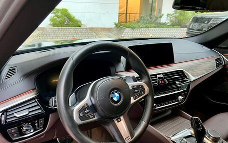 BMW 5 серия, 2018 год, 4 200 000 рублей, 16 фотография