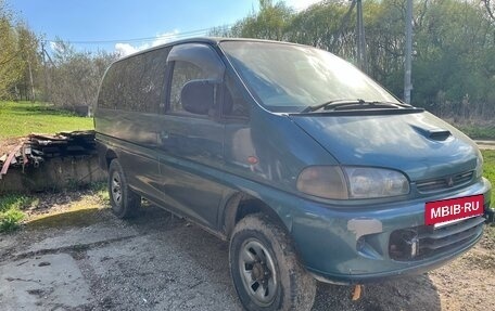 Mitsubishi Delica IV, 1997 год, 370 000 рублей, 2 фотография
