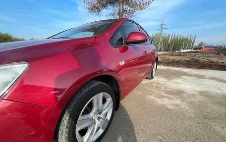 Opel Astra J, 2011 год, 715 000 рублей, 13 фотография