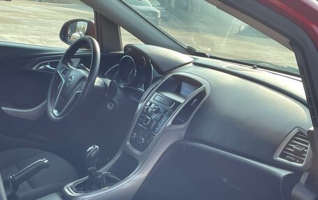 Opel Astra J, 2011 год, 715 000 рублей, 24 фотография