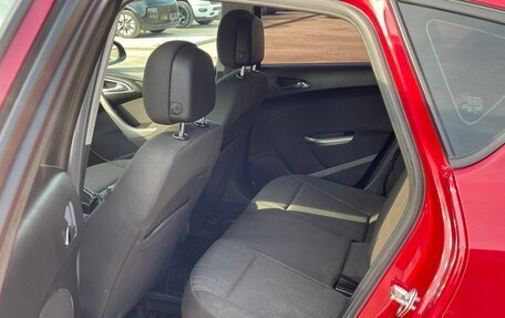 Opel Astra J, 2011 год, 715 000 рублей, 31 фотография