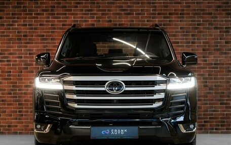 Toyota Land Cruiser, 2024 год, 15 200 000 рублей, 3 фотография