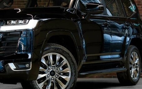 Toyota Land Cruiser, 2024 год, 15 200 000 рублей, 7 фотография