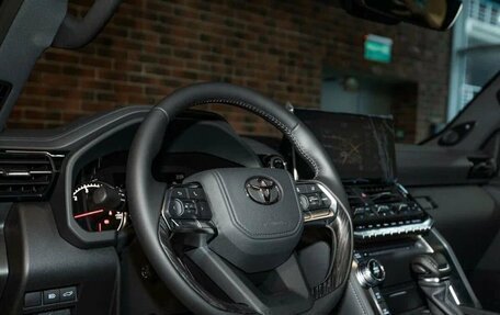 Toyota Land Cruiser, 2024 год, 15 200 000 рублей, 14 фотография