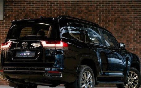 Toyota Land Cruiser, 2024 год, 15 200 000 рублей, 10 фотография