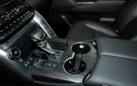 Toyota Land Cruiser, 2024 год, 15 200 000 рублей, 16 фотография