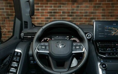 Toyota Land Cruiser, 2024 год, 15 200 000 рублей, 25 фотография