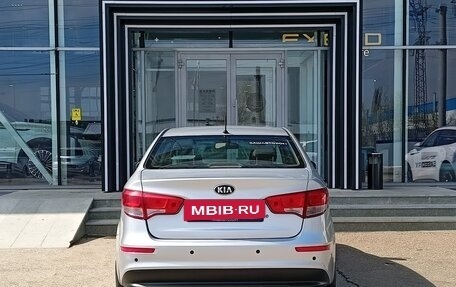 KIA Rio III рестайлинг, 2016 год, 870 000 рублей, 5 фотография