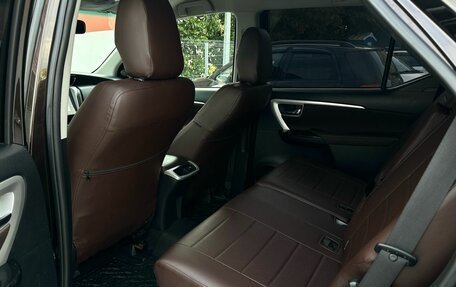 Toyota Fortuner II, 2017 год, 3 250 000 рублей, 13 фотография